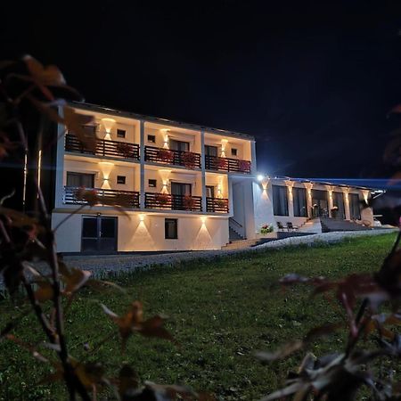 Flori De Tei Maramures Săcel Exterior foto