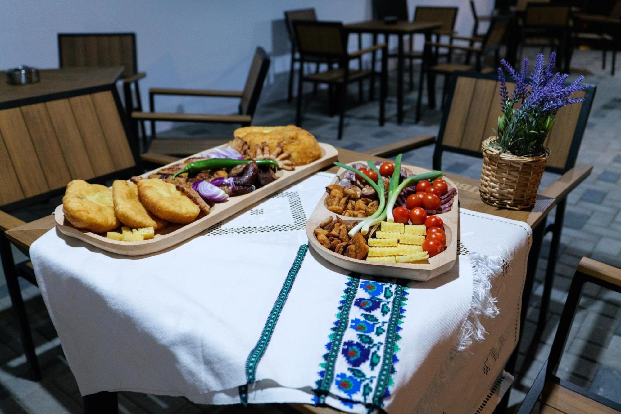 Flori De Tei Maramures Săcel Exterior foto