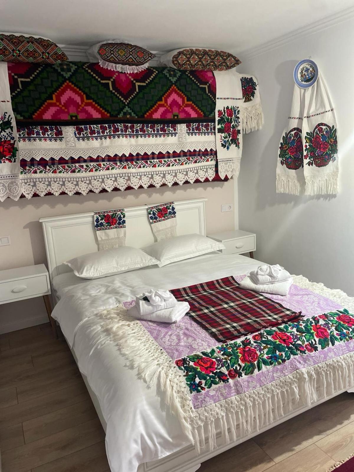 Flori De Tei Maramures Săcel Exterior foto